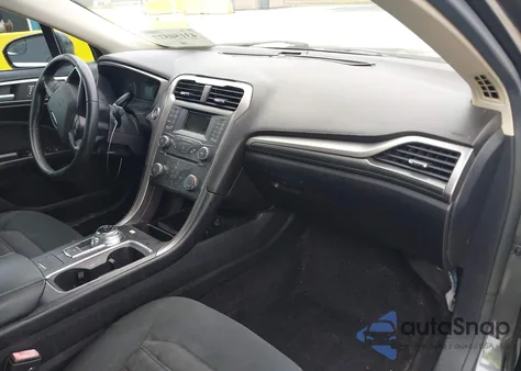 2017 Ford Fusion S z USA, uszkodzony, nr VIN 3FA6P0G75HR339587